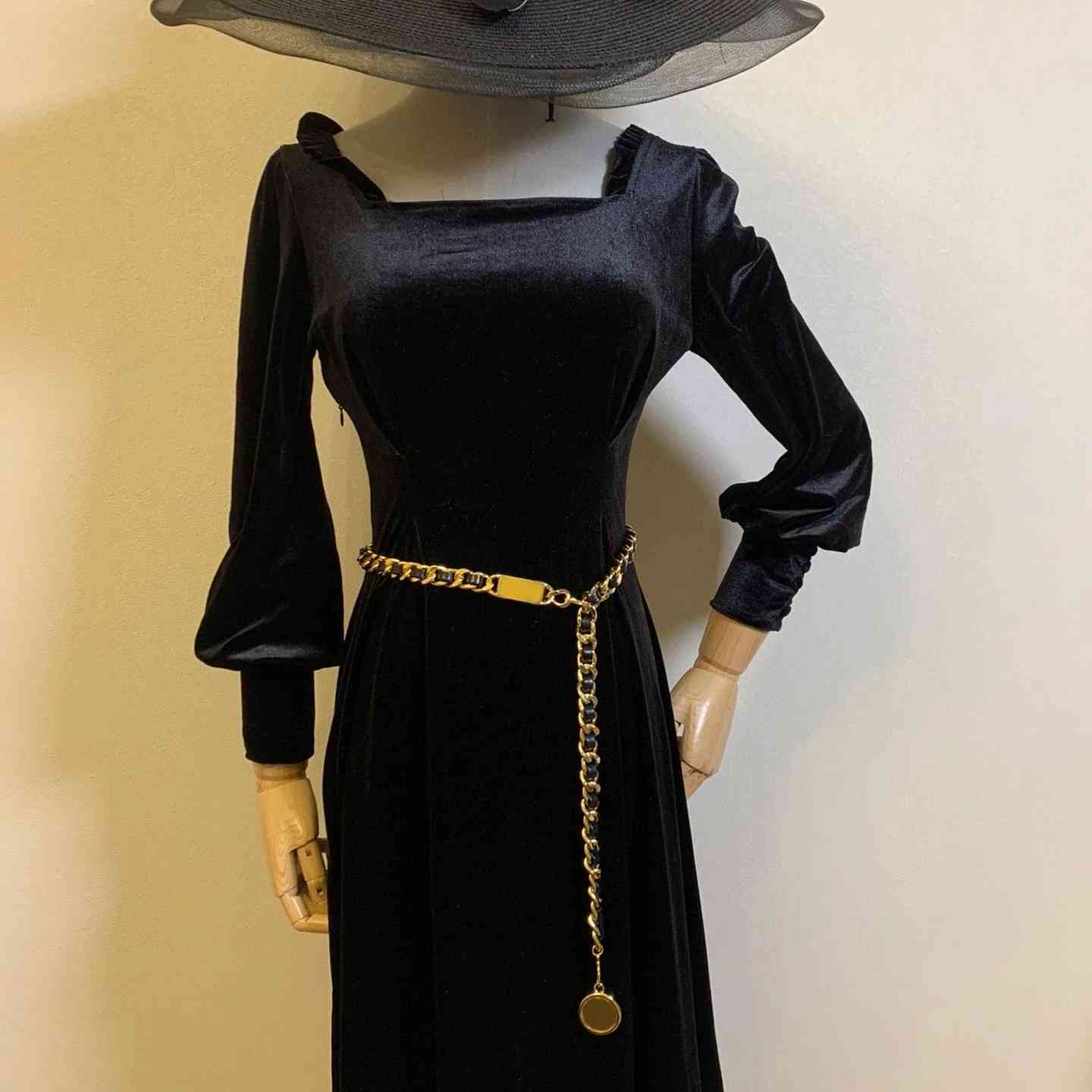 

Medieval Metal Waist Chain Jeans Dress Accessories Black Gold Vintage Womens Leather Belt Pendant Designer