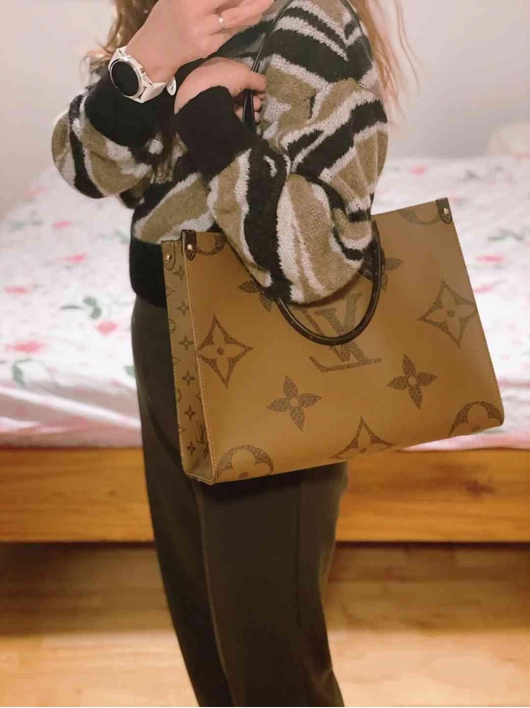 

LV LOUIS Handbags VITTON Shoulder Bags Women Leather Luxury Designer Handbag Female Fashion Messenger Purse Lady Tote VUTTON bag, Red;black