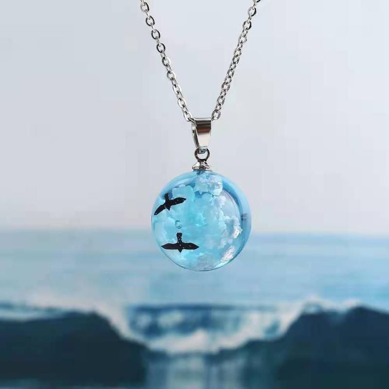 

Fashion Personality Women's Necklace Creative Simple Blue Sky White Clouds Bird Star Pendant 2021 Trend Party Gift Chains