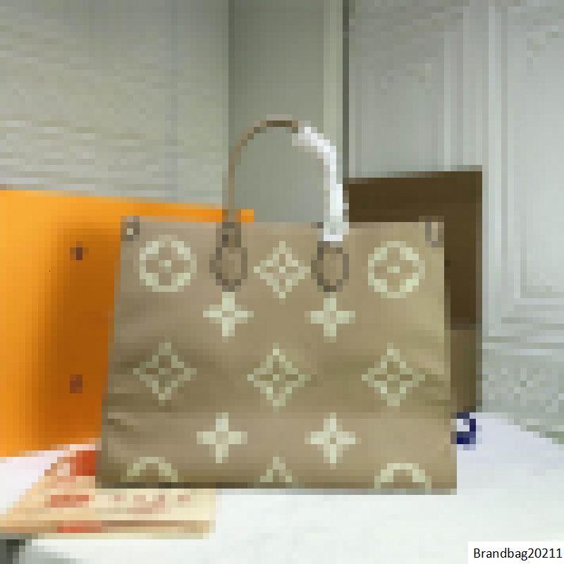 

Giant Onthego GM 2way Tote Shoulder Bag M44576 90115395 Size:41 x 34 x 19