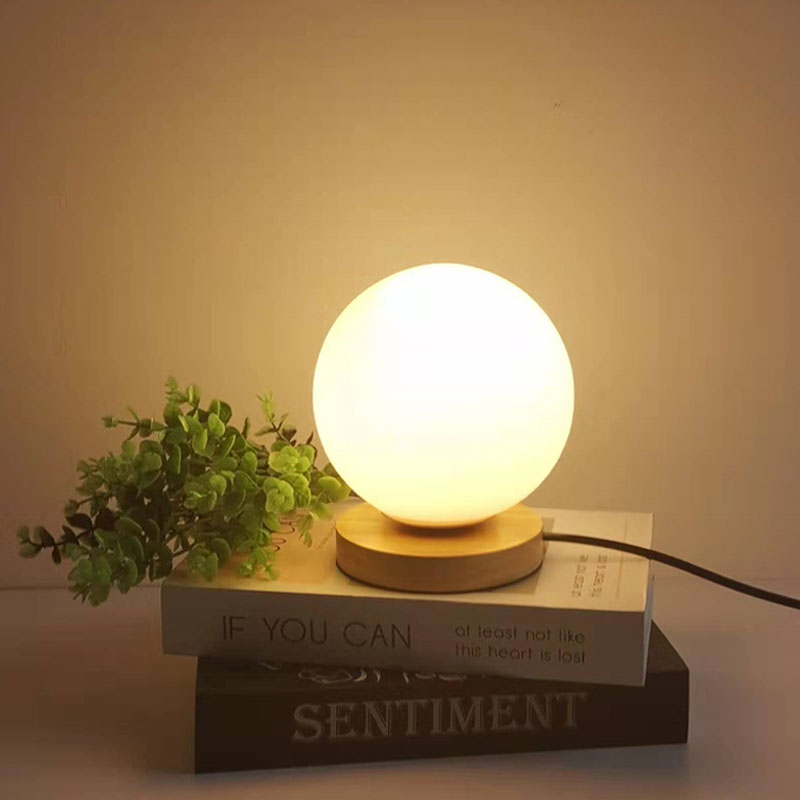 

Simple solid wood reading desk light modern glass table lamp living room study bedroom bedside decoration lighting