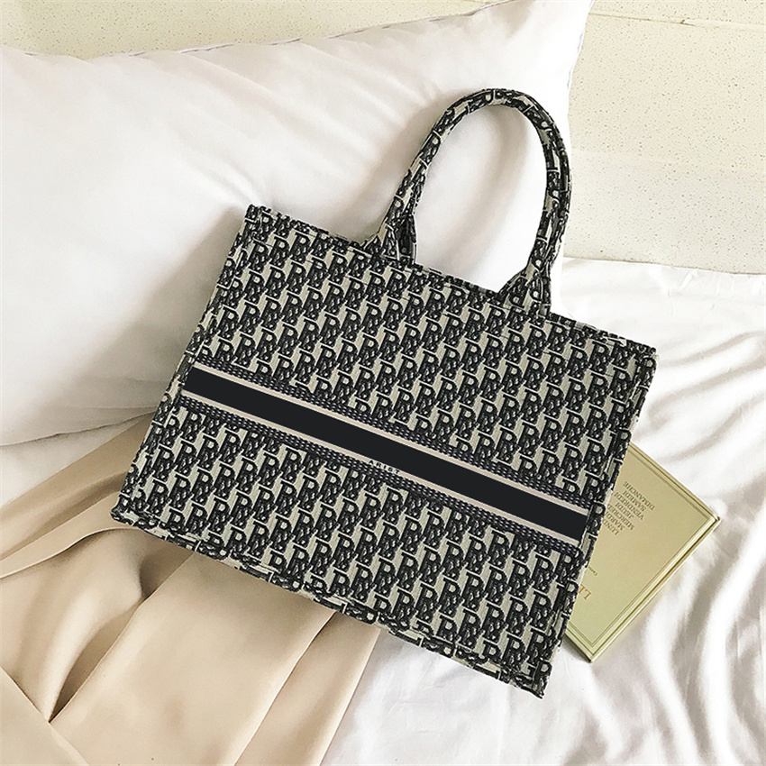 

Wholesale Top Quality Luxurys Designers Bag Fashion Book Tote Woman Canvas Embroidery Luxury Designer Handbags Oblique old flower Shoulder Bags lady Cowboy Purse, Free package