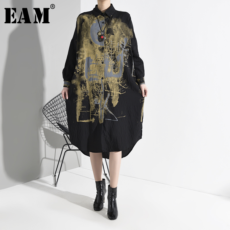 

EAM Women Black Patter Print Split Big Size Dress New Lapel Long Sleeve Loose Fit Fashion Spring Autumn 2021 1M92501