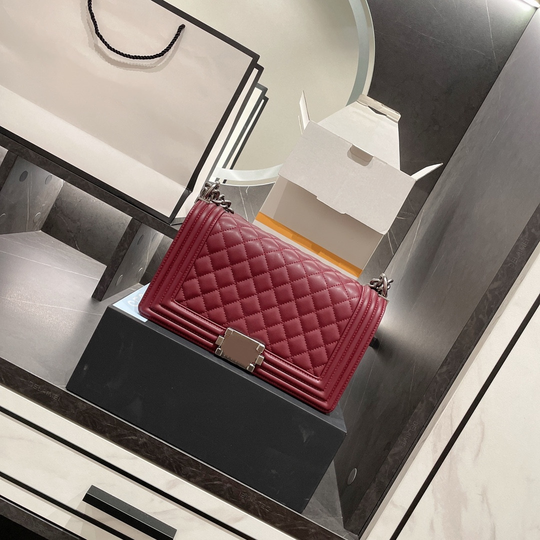 

Sheepskin grain crossbody bag fashion female commuter evening bag wholesale price with high quality silver chain handbags classic brand bags leather flap size 25 cm, Make up the difference