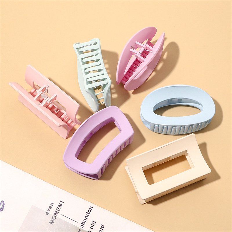 

Yamog Solid Color Hollow Out Square Ellipse Fan Shape Hair Clamps Women Frosted Wash Ponytail Scrunchies Plastic Claw Clips Headdress Geometric Shark Hairpins