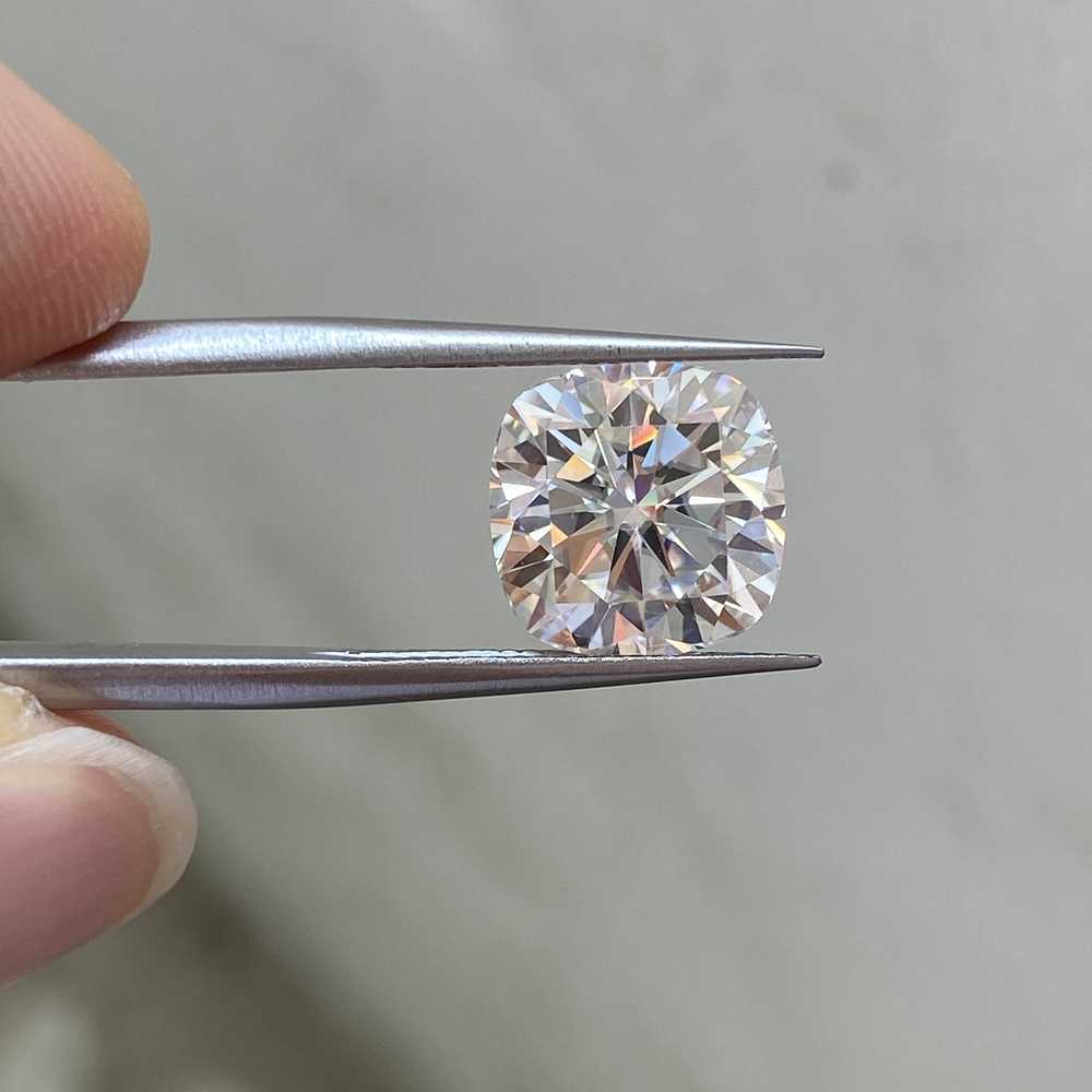 Meisidian D VVS 8X8 Cushion Old Mine Cut Antique White Loose Gemstone Moissanite Diamond For Ring H1015-image-733152137