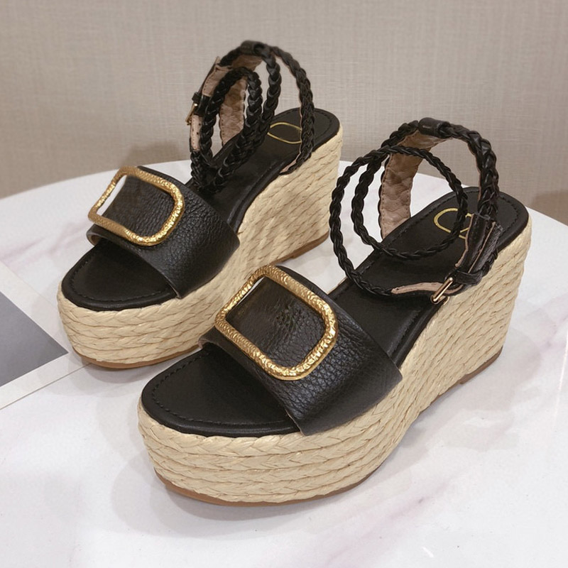 

2021 New arrival Brand Designer style Famous Ladies Wedge Sandals Gold Genuine Leather Studded Ladies Ankle Strap Women's Pumps Party Dress EU35-41,With Box, Velvet burgundy