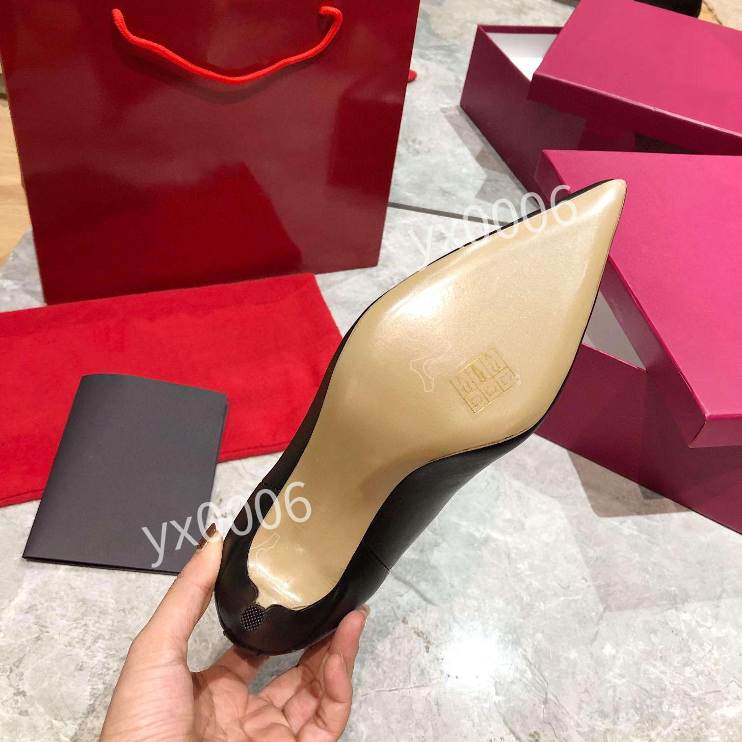 

Boot Genuine women's boots 35-41 with shark buckle high quality pointed wedge shoes black heel design knee style hltn05, 03