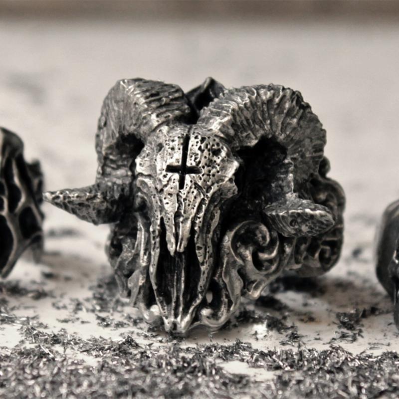 

Cluster Rings Nordic Mythology Goat Ring Man Personality Domineering Gothic Fashion Punk Party Jewelry