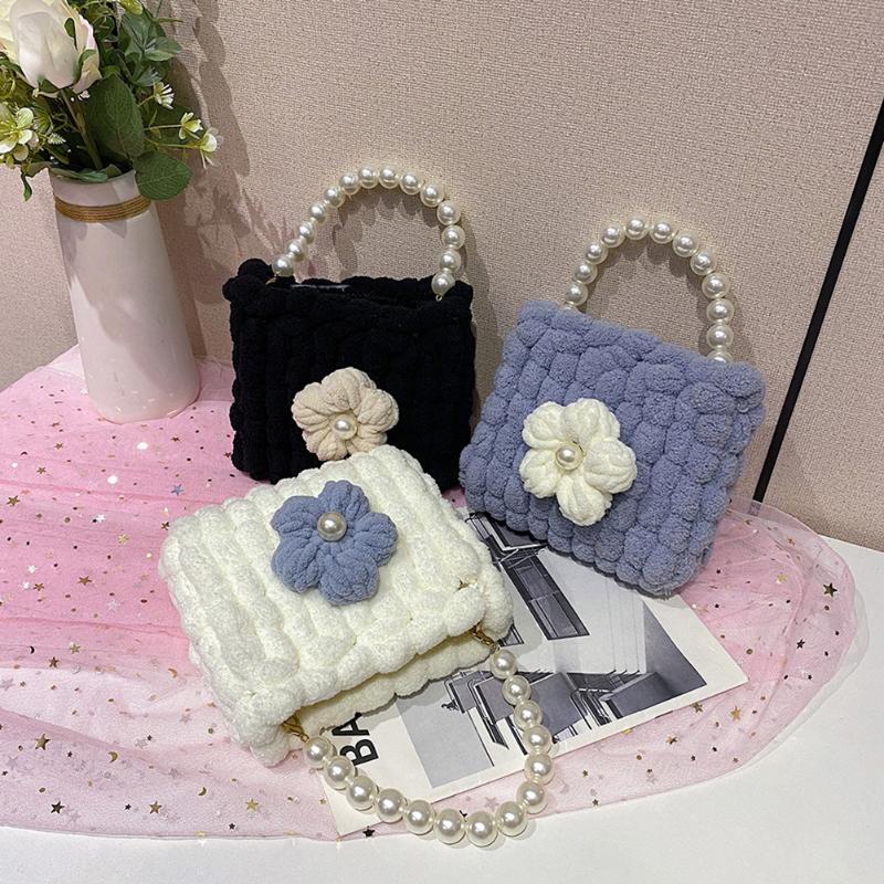 

Evening Bags Fashion Flower Pearl Chain Acrylic Handbag Women Mini Tote Bag Knitted Designer Small Purses Wallet For Girls Birthday Gift, Blue