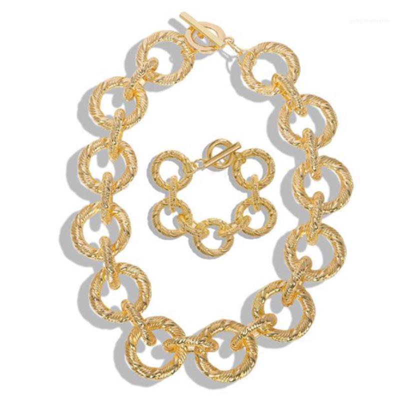 

Chains Gold Fashion Hip-Hop Alloy Necklace Female Rock Metal Choker Bracelet Set Punk Jewelry1