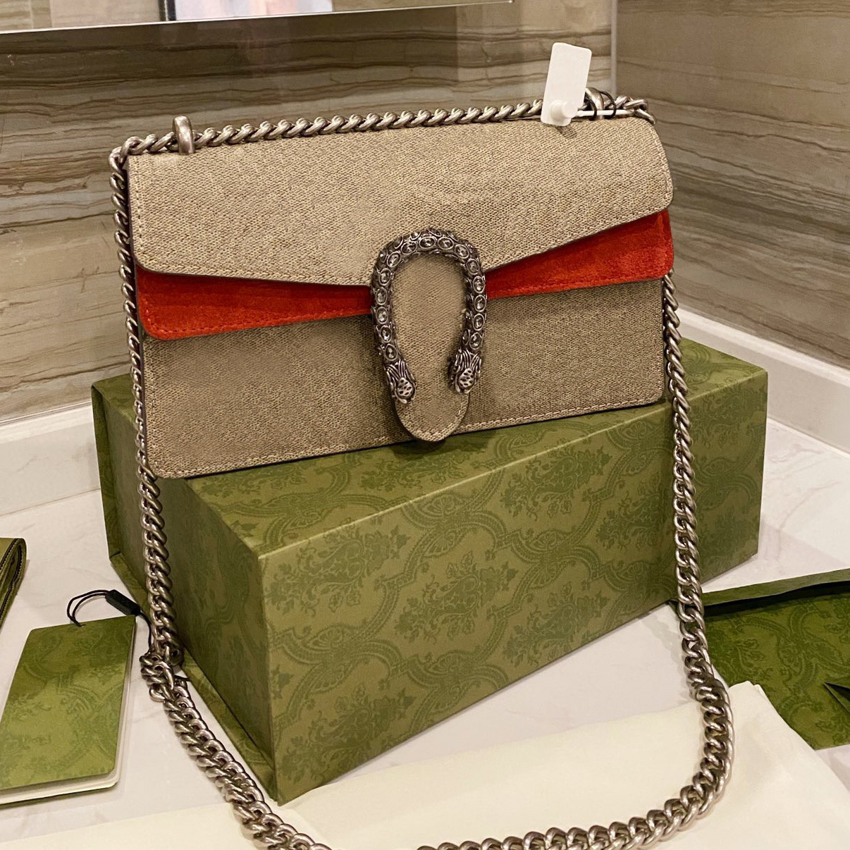 

Dionysian Chain Clamshell Packages temperament Senior Bags Ball-match Fashion Shoulder vintage Handbags High Quality Women chains phone bag wallet Metallic, No bag