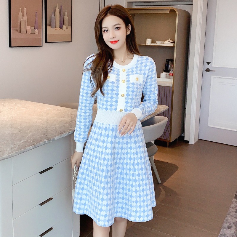 

Elegant Lady Casual Long Sleeve Knitted Dress O-neck Hit color Geometry Plaid Patterns Button Deco Slim Elastic Sweater 210525, Black