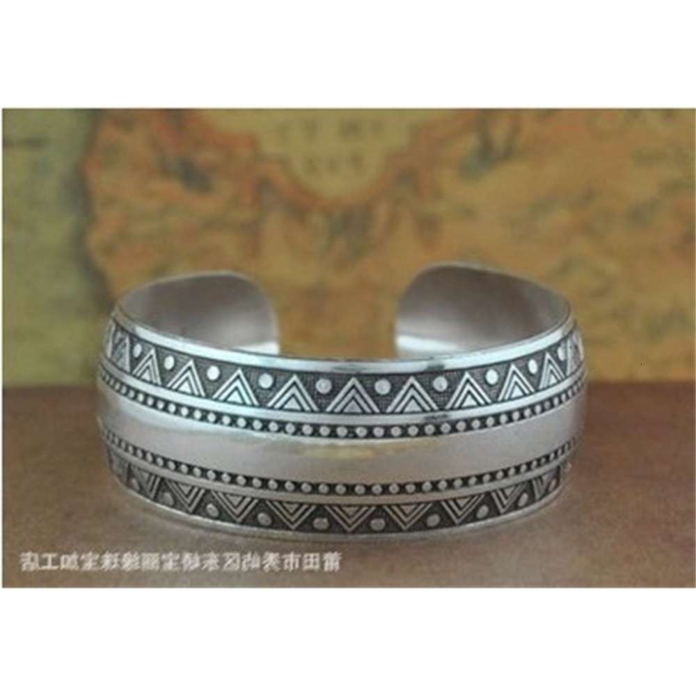 

Hand catenary Miao triangle national ornament carved female wide face Tibetan Silver Opening silver plated bracelet, Golden;silver