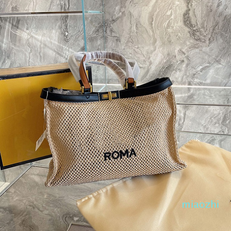 

2021 new temperament Handbags Purse Summer Straw Tote Bag Hand Woven Lafite Perforated Classic Square Turnlock High-Capacity