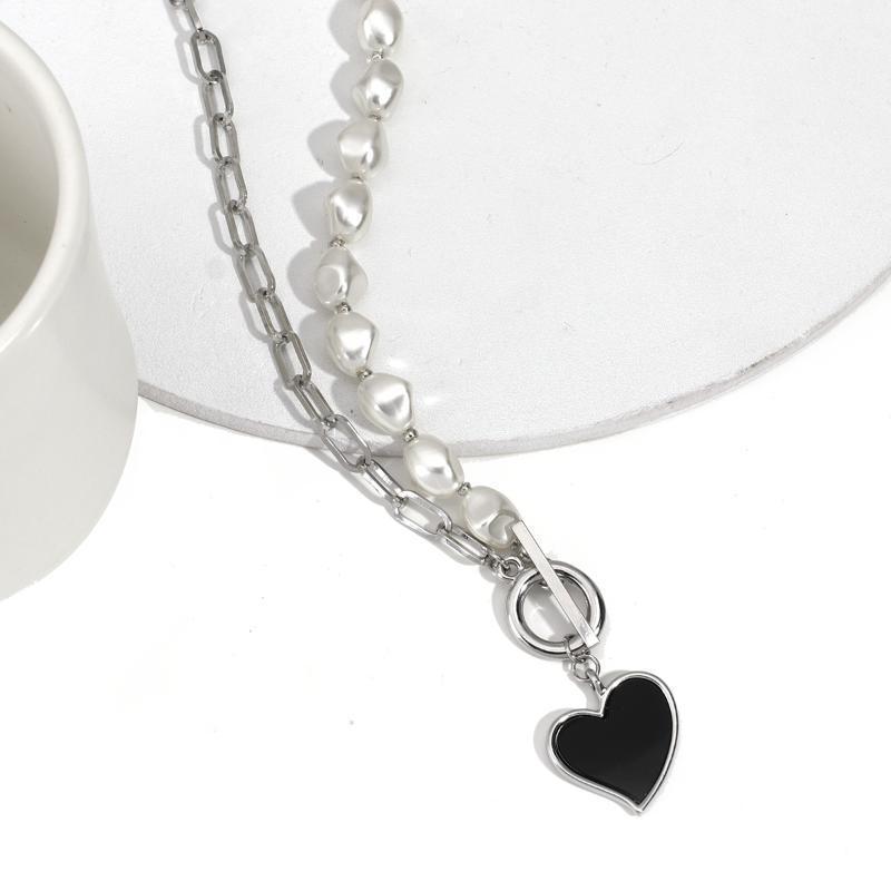 

Vintage Irregular Baroque Pearl Chain Links Necklace Black Charm Love Heart Lock Pendant For Women Choker Collar Chains