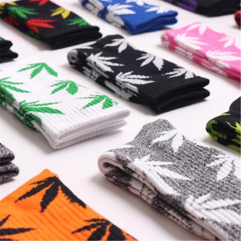 

Men's Socks 1Pair Cotton Men Fashion Europe American Style Unisex Street Colorful EU 35-44, Black