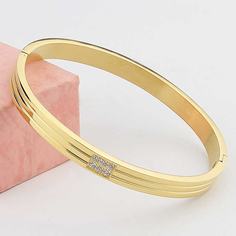 

Fashion Hot Selling Stainless Steel Handmade Micro-inlaid Hao Stone Spherical Bracelet Party Gift Love Bangle Jewelry Wholesale Q0719