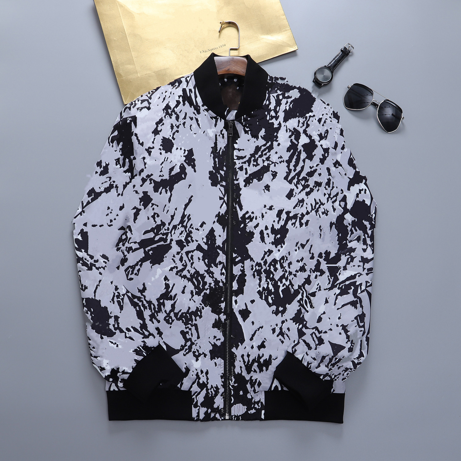 

2021ss Mens Jacket Hooded Autumn And Winter Style For Men Women Windbreaker Coat Long Sleeves tracksuit With Zippers Letters Printed Outwears designer Coats