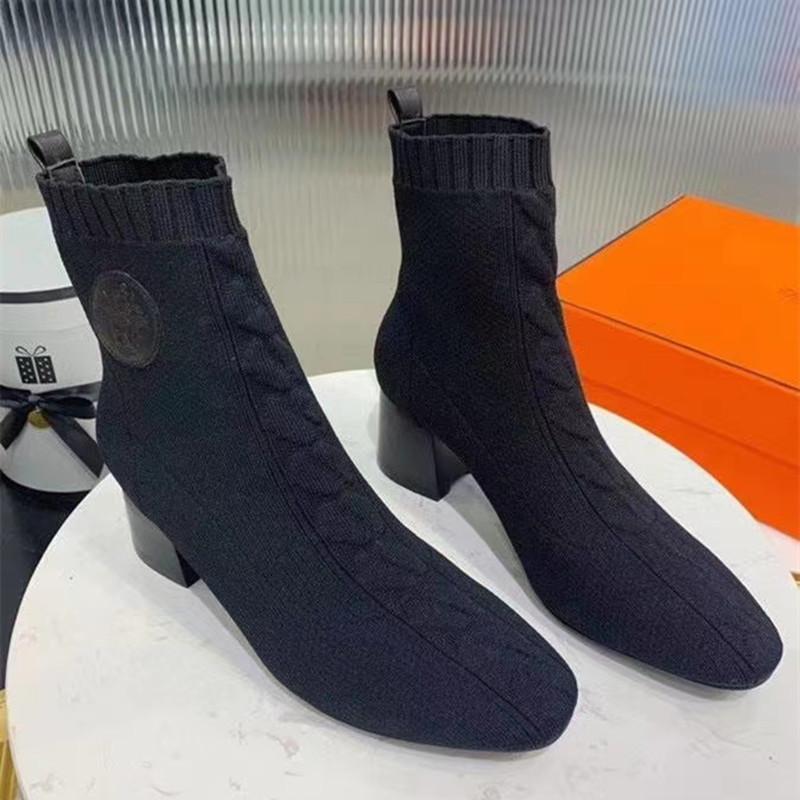 

2021 designer boots fashion girls' elastic thick heel socks sheepskin padded feet. The exclusively customized fabric is very breathable and will not stuffy your feet, Black