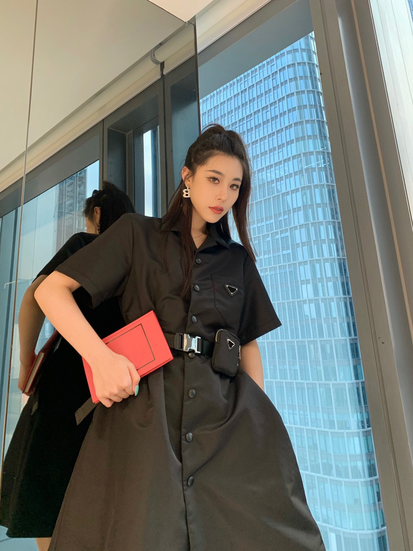 

2021SS New fashion skirt for women tops Street Style Dresses Limited edition belt bag shirt dress Recycled polyester texture fabric Perfect details shirts, Blue