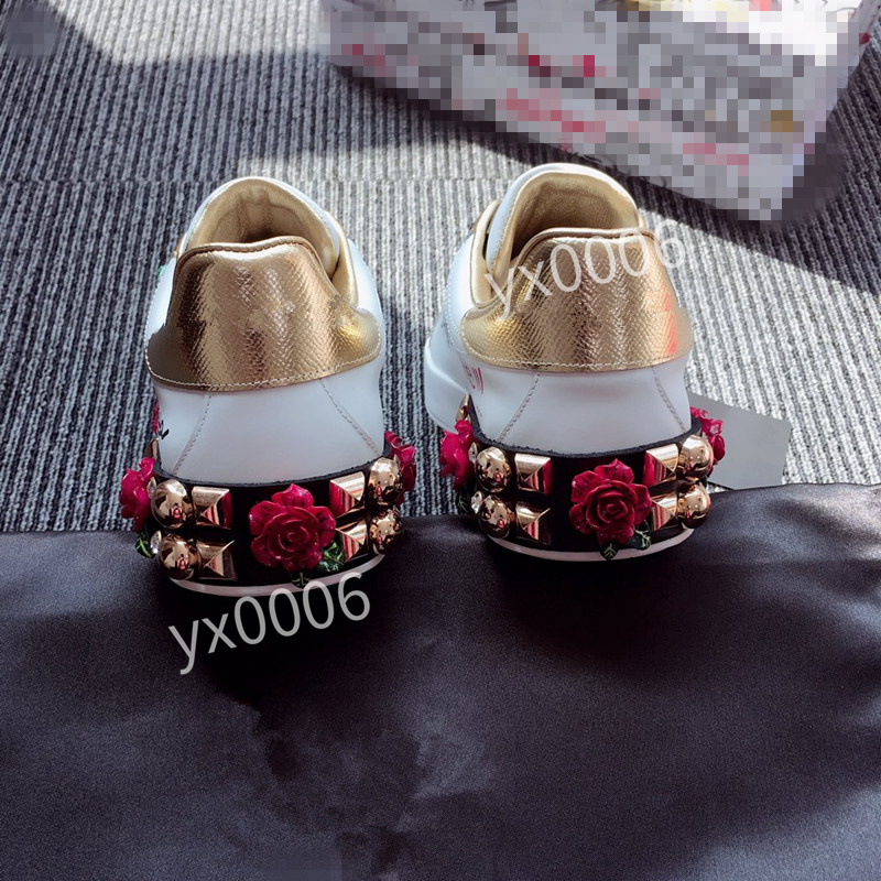 

Luxury designer Slip on Dress shoes flat men's Loafer 34-41 Red Soles Man Square Toe Black leather Fashion Party Shoe For Men Wedding business hc190712, Choose the color