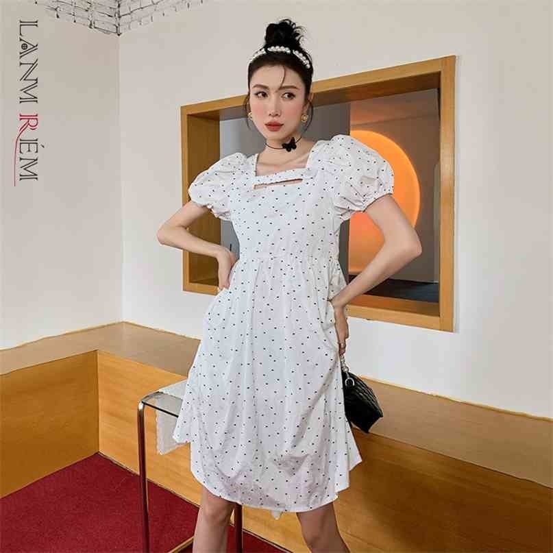

Women White Dot Dress Square Neck Short Bubble Sleeve Dresses Temperament Loose Fit Fashion Summer 2H502 210526