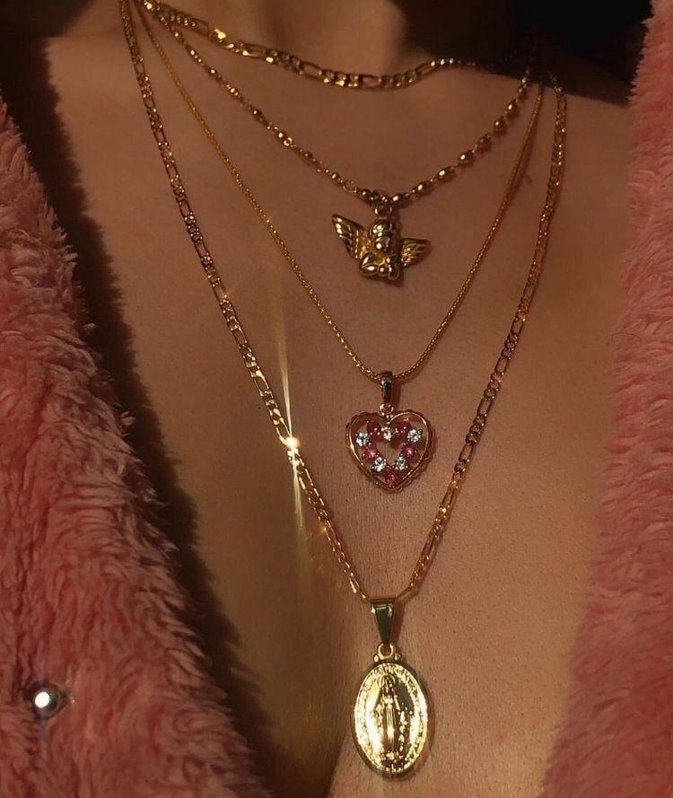 

Pendant Necklaces Fashion Gold Color Metal Angel Heart Pendants For Women Virgin Mary Necklace Female 2021 Jewelry Arrival