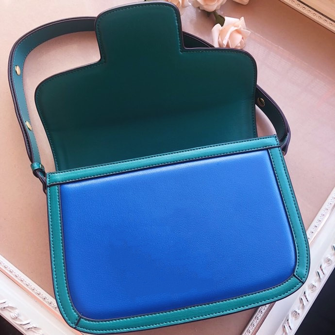 

High Quality luxurys designers Fashion womens CrossBody bag Shoulder Bags Letter Handbag ladies purse 2021 Chains Cross Body Clutch Camera Handbags 25-18-8cm, Shoebox is not sold separately