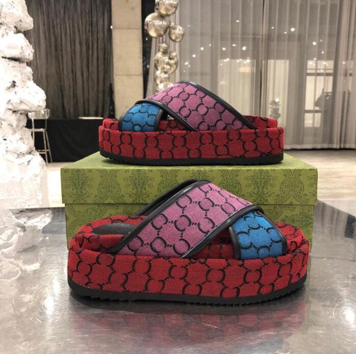 

2021 Classic Women Platform Slippers Sandals Slides Embroidered Cotton Summer Party Beach Slipper 5cm Flat Designer Shoes with Box
