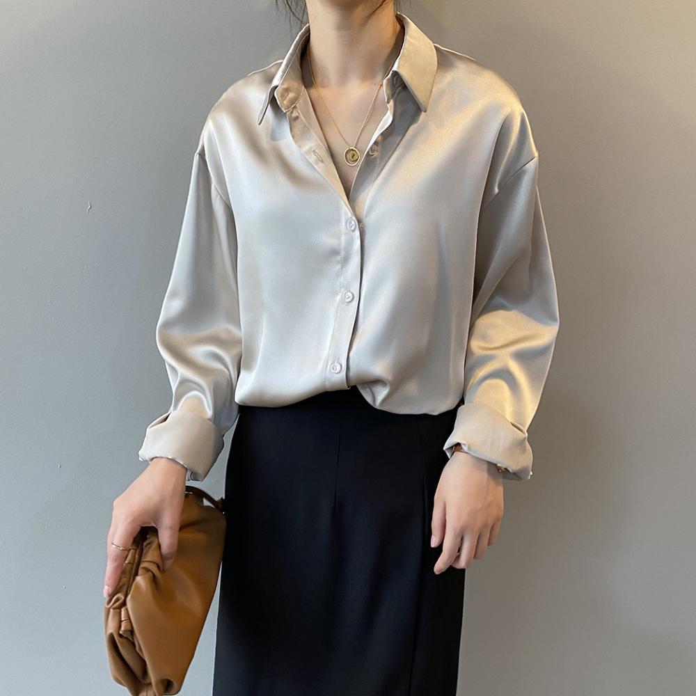 

Autumn Fashion Button Up Satin Silk Shirt Elegant Blouse Women Long Sleeve Casual Simple Female Loose Oversized White Shirts Top 210521