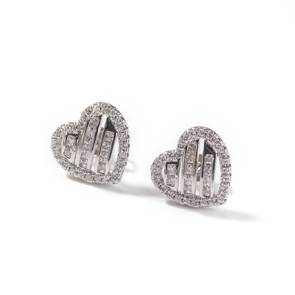 

S925 Womens Heart shape earring Micro inlaid Body Arts zircon Earrings for men
