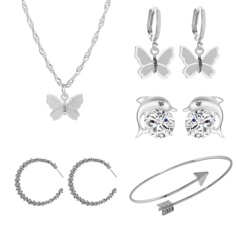 

Earrings & Necklace Korean 5-piece Jewelry Set, Vintage Ear Hook /Earrings/Bracelet/Studs/Necklace Perfect For Women Gift, Silver