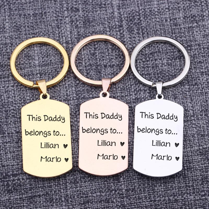 

Keychains This Dad Belongs To Child Names Engraved Custom Keychain Fathers Day Gift Dog Tag Jewelry Pendants Family Keepsake Bag Charms