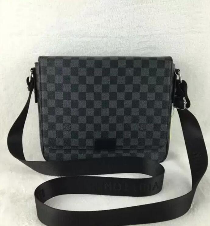 

Men's briefcase Business shoulder bag Cross Body famous fashion Work package classic Man Purse Crossbody Shoulder Bag LVLOUISVITTON BagVUTTON