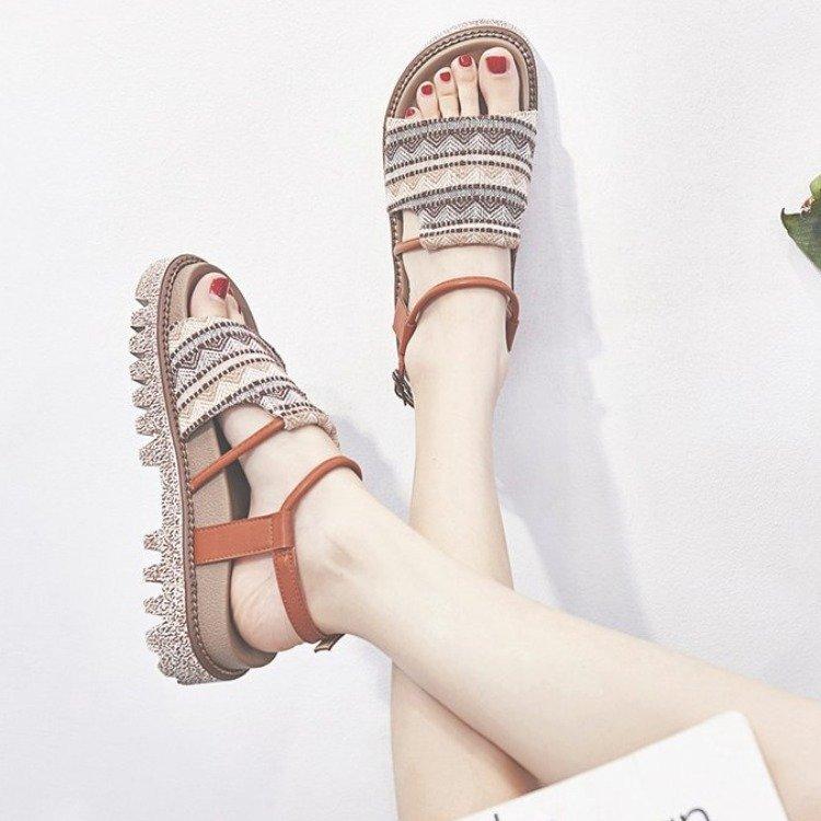 

Fashion Fairies 2021 Summer All Over The Thick Sole Women Medium Heel Muffin Flat Shoes Sandals, Black