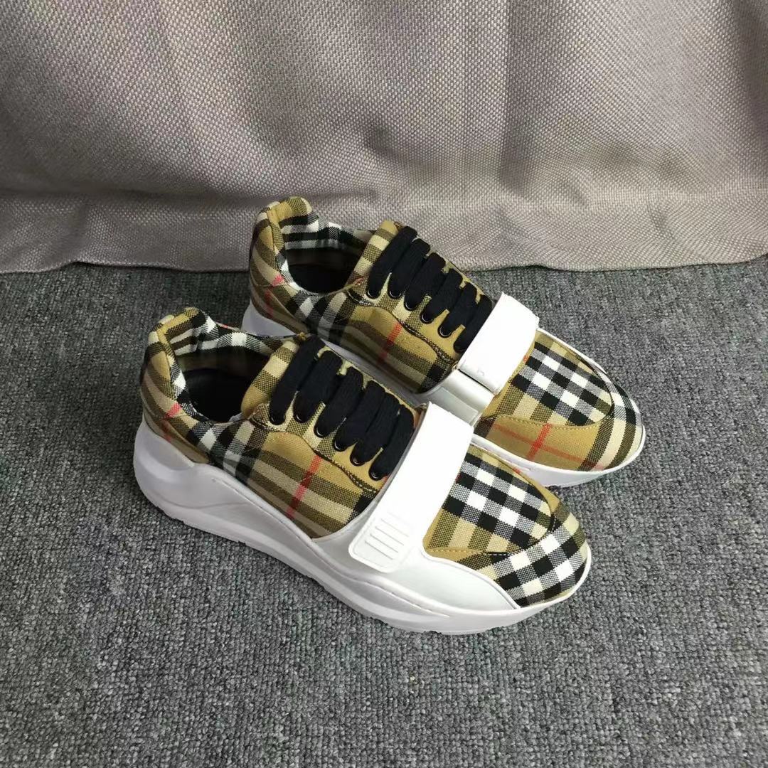 

2021 Fashion Accessories Shoes With box, Silver