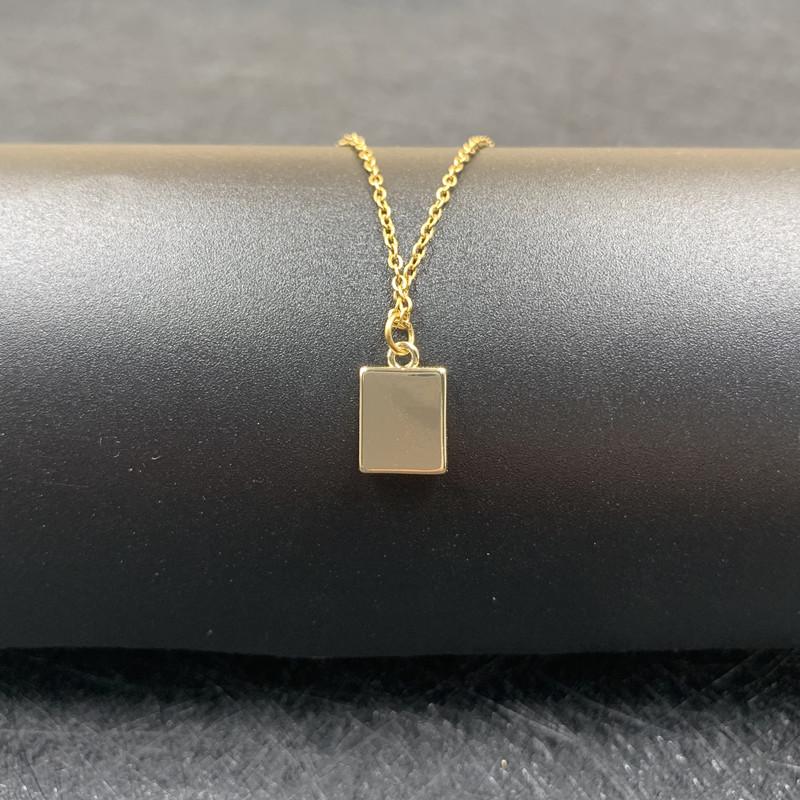 

Chains Simple Metal Square Pendant Clavicle Chain Retro Smooth Geometric Rectangle Choker Necklace Women's Jewelry Accessories Gift