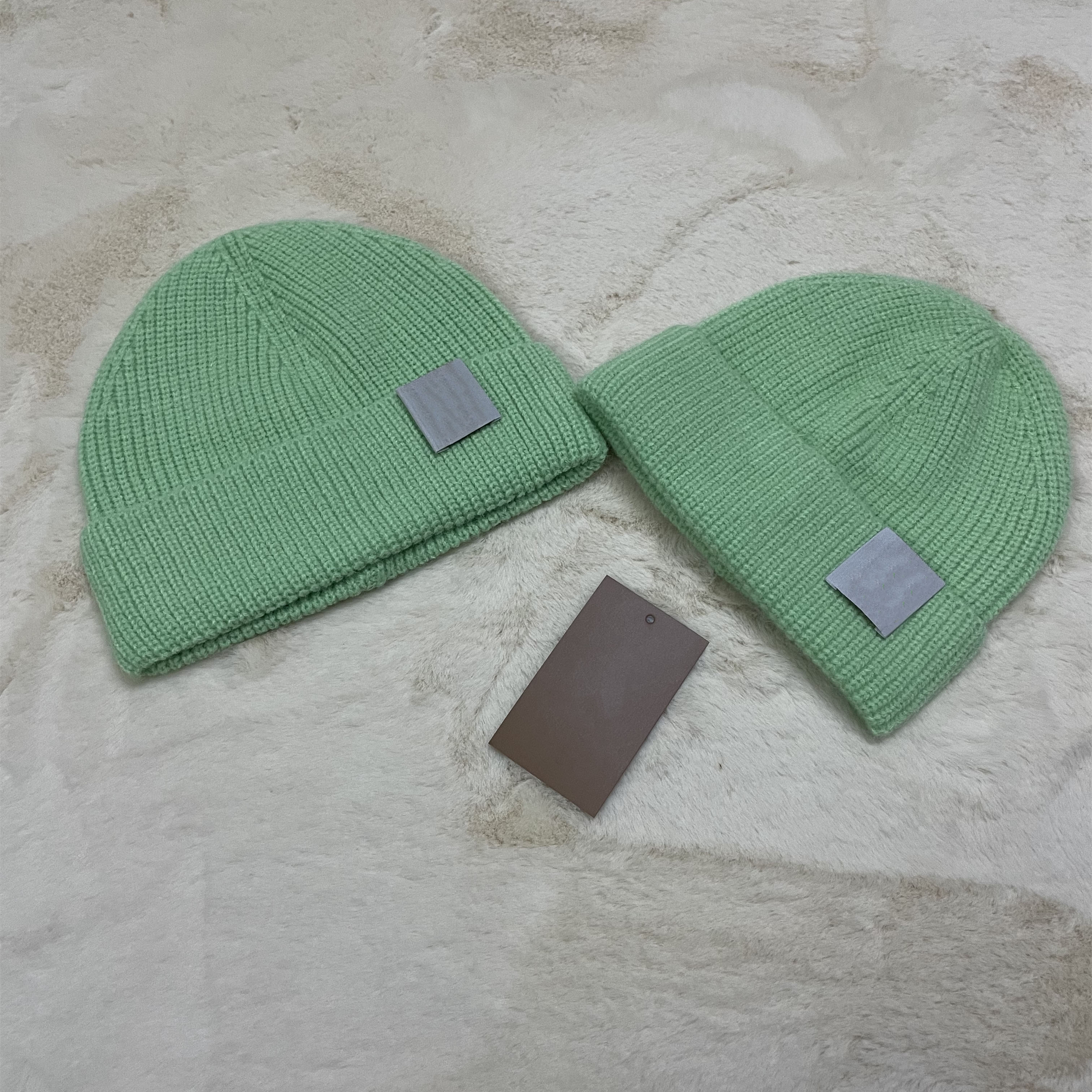 

Designer Beanie Brand Caps For Adult Women Child Winter Knitted Leopard Hats Unisex Kids Warm Gorro Solid Color Knit Parent-Chil