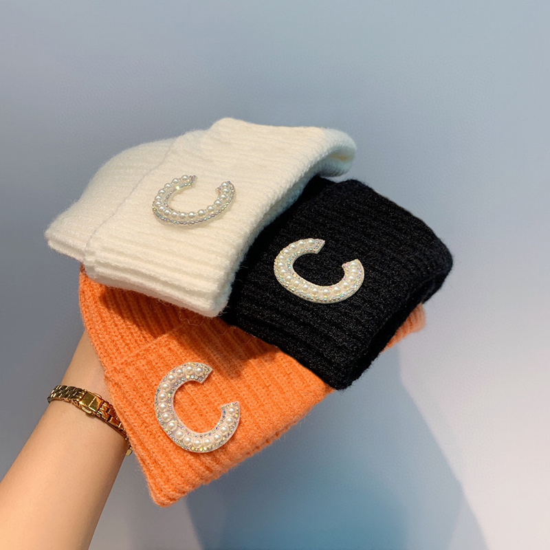 

Winter New Knitted Hat Men Letter Designers Hats Women Luxurys Wool Cap Solid Colour Hip Hop Sports Caps fashion 3 colours, Box