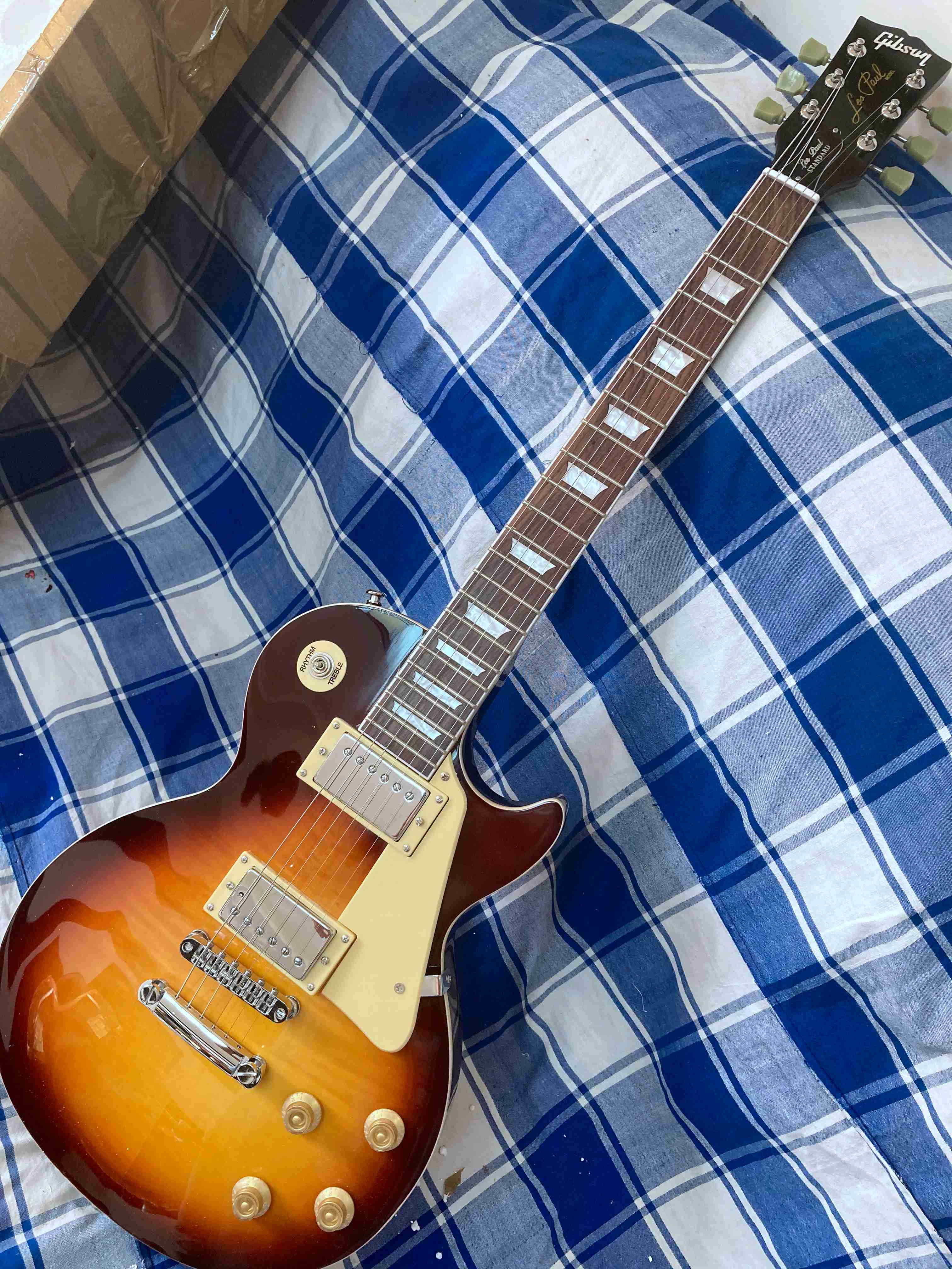 

High Quality G Standard Jimmy Page Signature Sunburst Electric Guitar