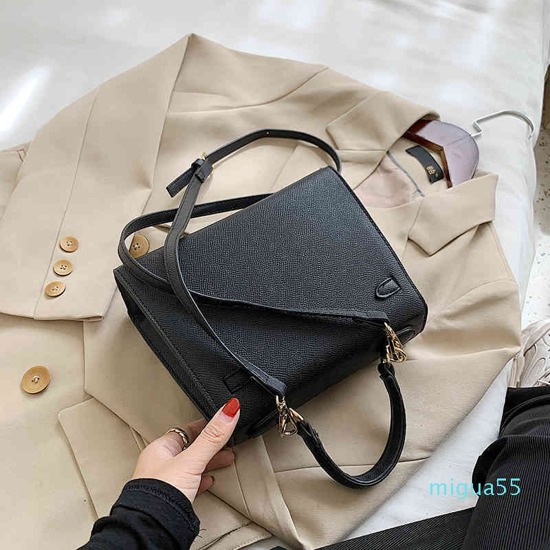 

classic women's advanced texture palm pattern solid single shoulder versatile messenger designerss Luxuryss, Red