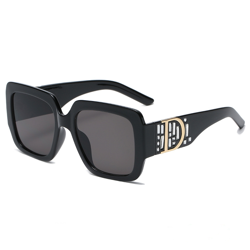 

Women Sparkling Crystal Sunglasses Oversized Square Thick Frame Fashion Modern Shades Men Classic Trendy Stylish Sun Glasses UV Protection Eyeglasses