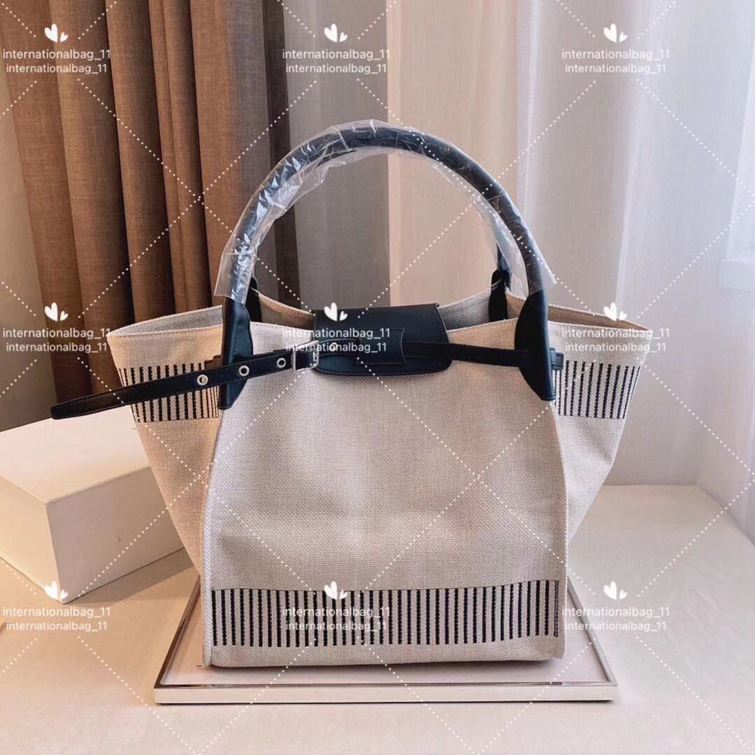 

2021 bucket bag fashion The large capacity a square Shopping Bags Casual canvas tote essential Leather buckle Female decorations, 1111