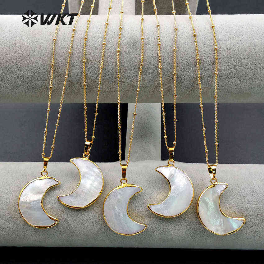 

WT-N1024 WKT Wholesale Custom Natural Shell Crescent Moon White Pendant Necklace With Gold Stalite Beads 18 inch moon necklace X0707