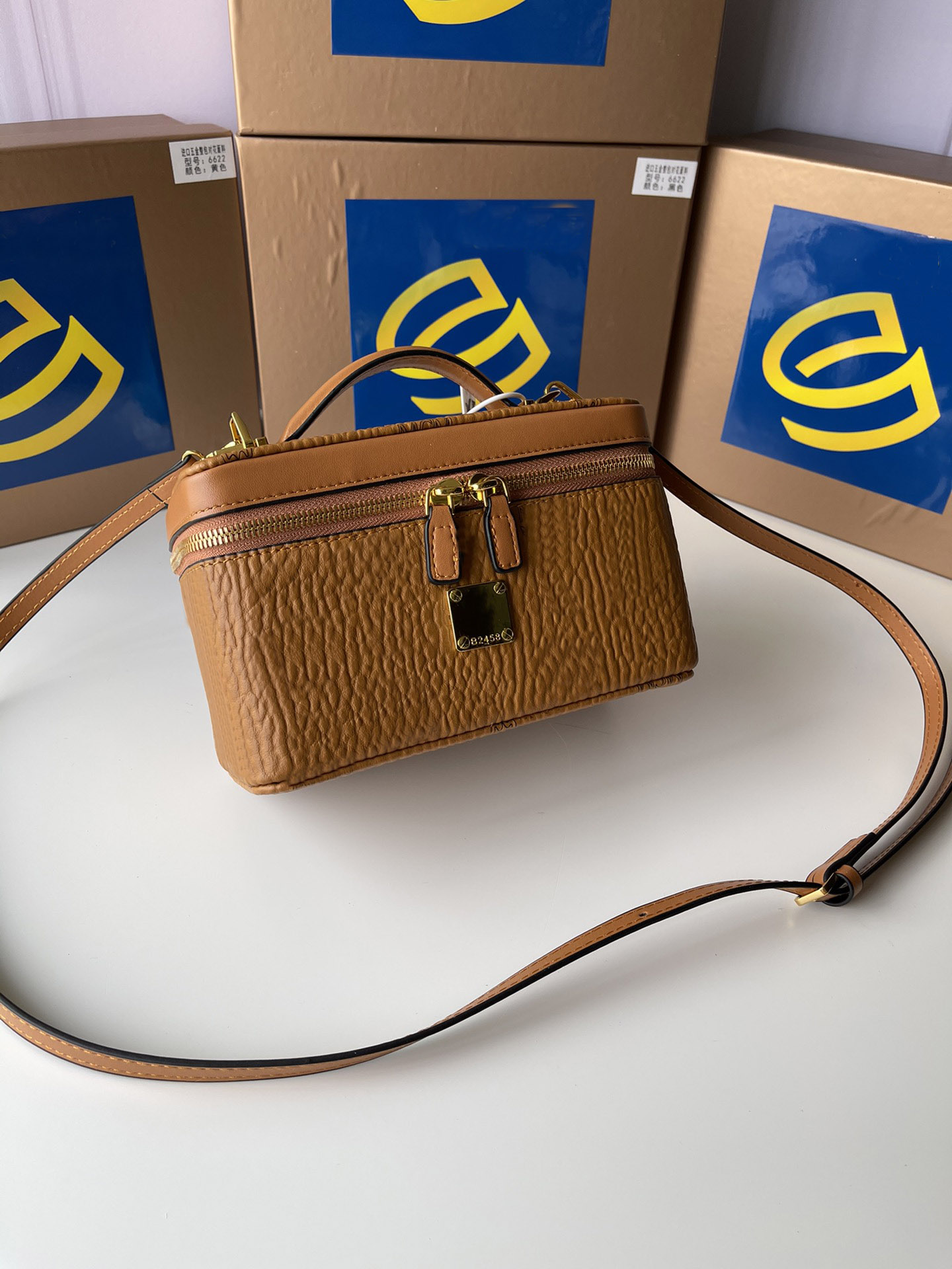 

Rockstar Cosmetic Bags Designer toiletry bag High Quality Make-up Cases Day Clutch handbag Purse Cosmetics Crossbody