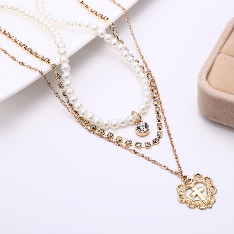 

Chains Fashion Cross Heart Pendant Necklace For Women Choker Vintage Pearl Collier Femme Bohemian Trendy Jewelry