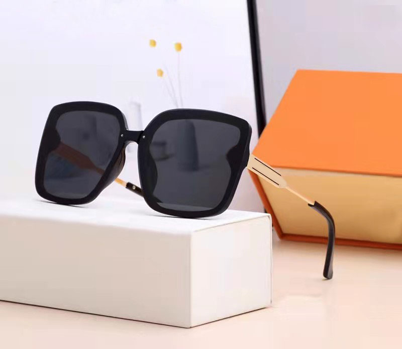 

Fashion brand Sunglasses anti-reflection UV400 black sunglass Pilot Wrap Goggle Adumbral high quality eyeglass spring and summer all-match e, White;black