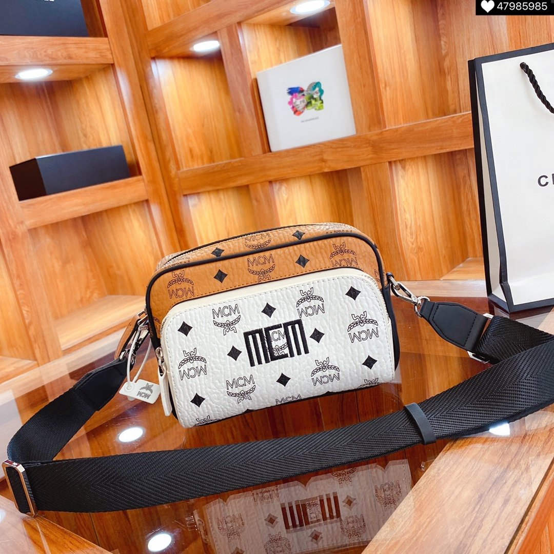 

Top quality female luxury designer Handbags 2021 tote metal letter LOGO decorative shoulder package mcm 15, Black