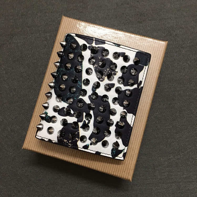 

Women Men Wallets Panelled Spiked Clutch Bags Patent Leather Rivets bag Clutches Purses Spikes Short Wallet With Box